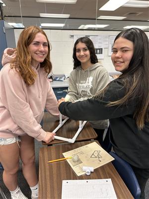 STEM Squad 2024 5.jpg